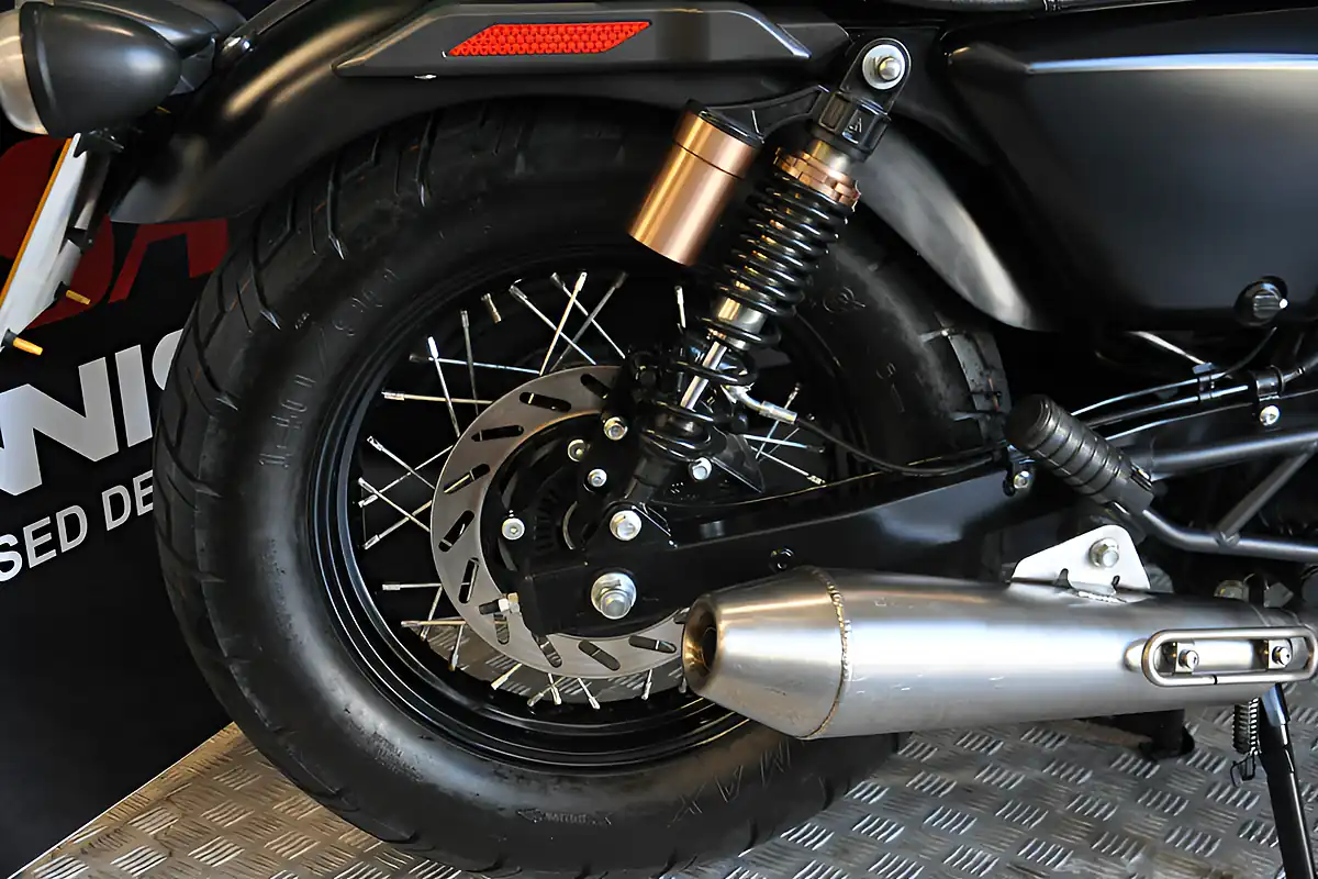 Used 2022 Sinnis Outlaw 125 Black - Interior and Exterior details 17