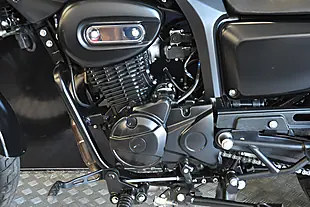 Used 2022 Sinnis Outlaw 125 Black - Interior and Exterior details 7