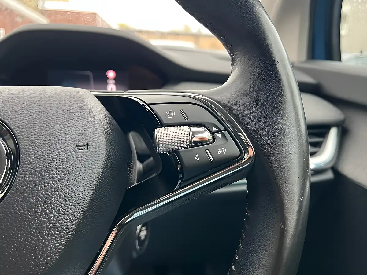 Used 2022 Skoda Enyaq 60 Blue - Interior and Exterior details 20
