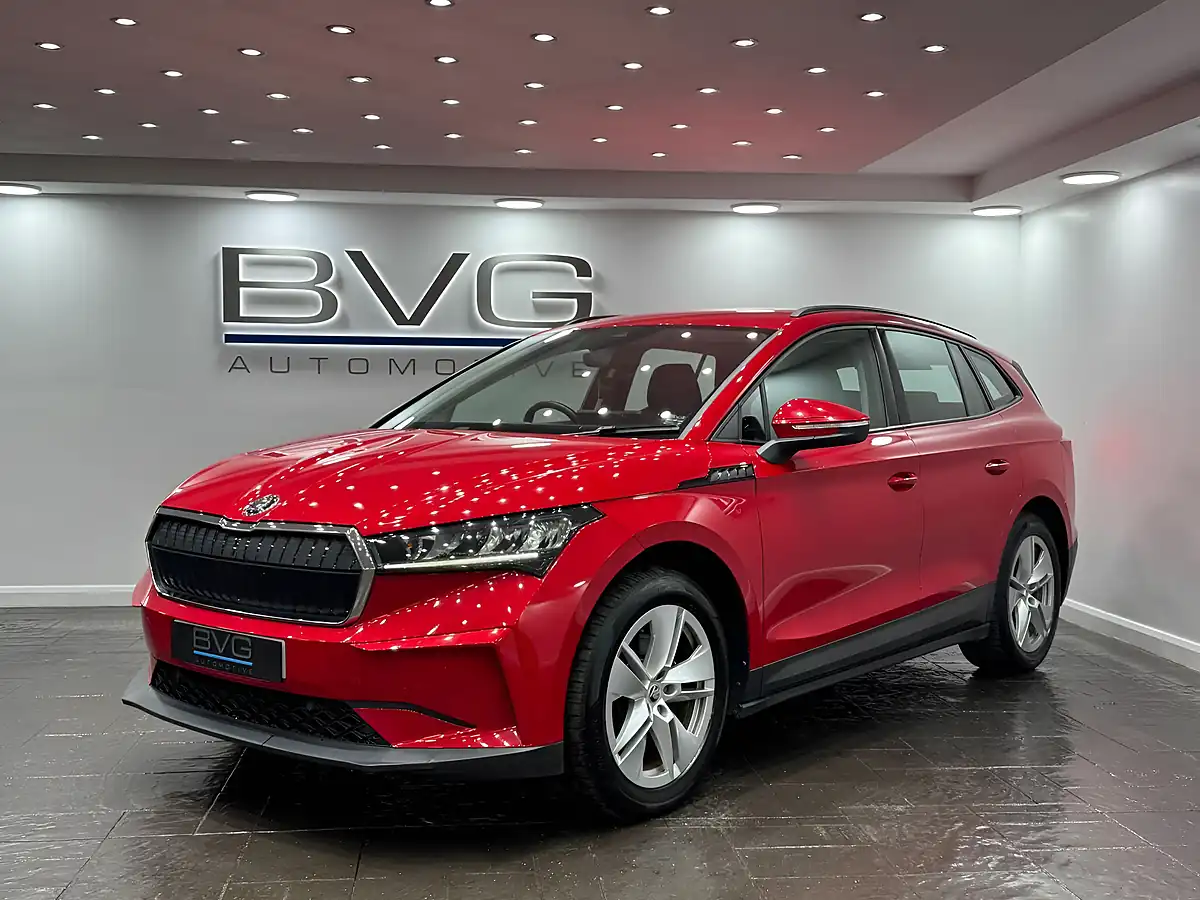 Used 2022 Skoda Enyaq 60 Red - Interior and Exterior details 5