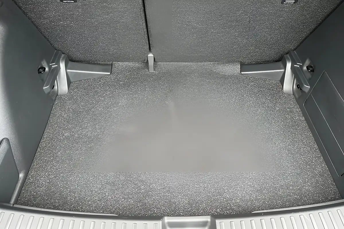 Used 2022 Skoda Fabia Monte Carlo Black - Interior and Exterior details 18