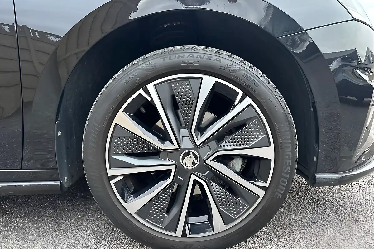 Used 2022 Skoda Fabia Monte Carlo Black - Interior and Exterior details 9