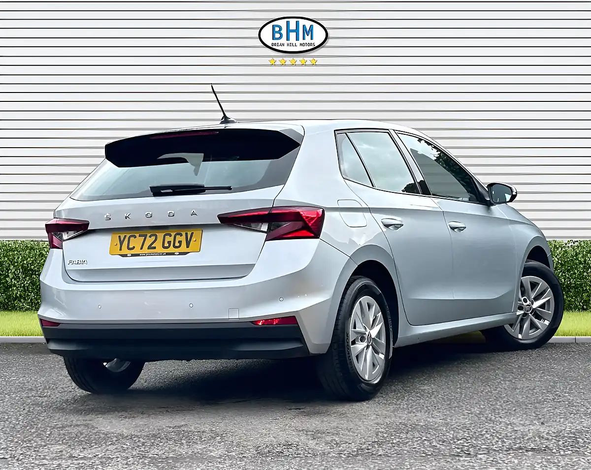 Used 2022 Skoda Fabia Se Comfort Brilliant Silver - Interior and Exterior details 18