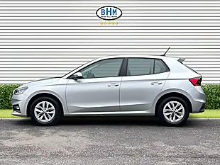 Used 2022 Skoda Fabia Se Comfort Brilliant Silver - Interior and Exterior details 9