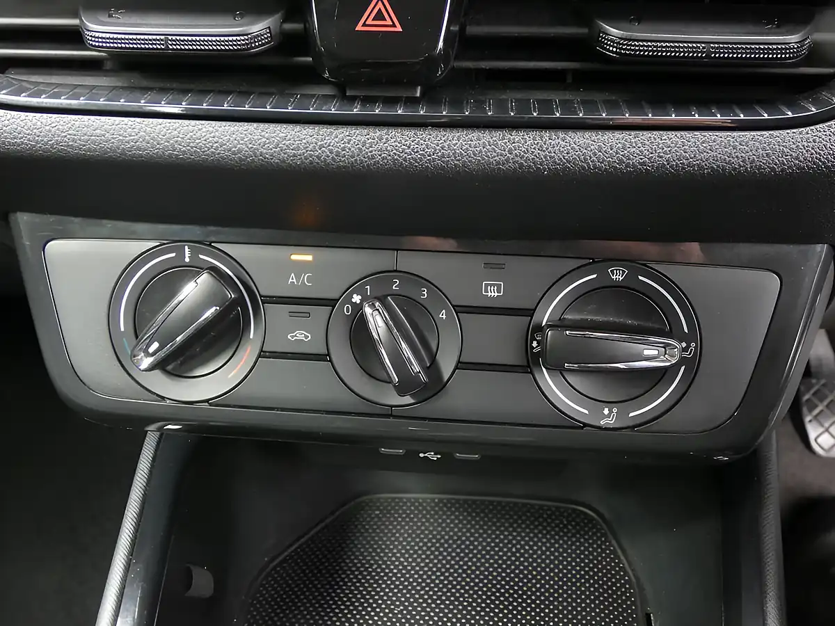 Used 2022 Skoda Fabia Se Comfort Energy Blue - Interior and Exterior details 15