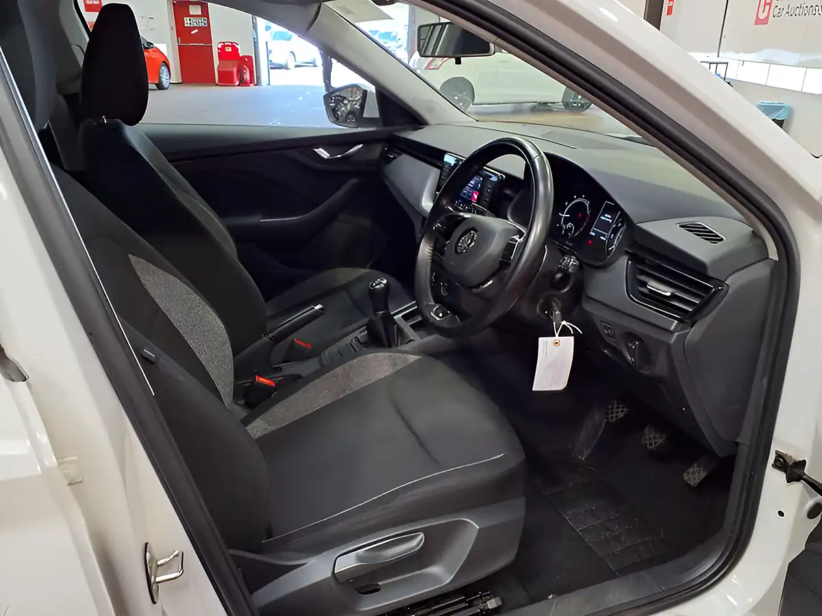 Used 2022 Skoda Kamiq S Candy White - Interior and Exterior details 12