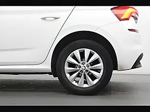 Used 2022 Skoda Kamiq S Candy White - Interior and Exterior details 15