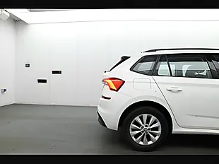 Used 2022 Skoda Kamiq S Candy White - Interior and Exterior details 16
