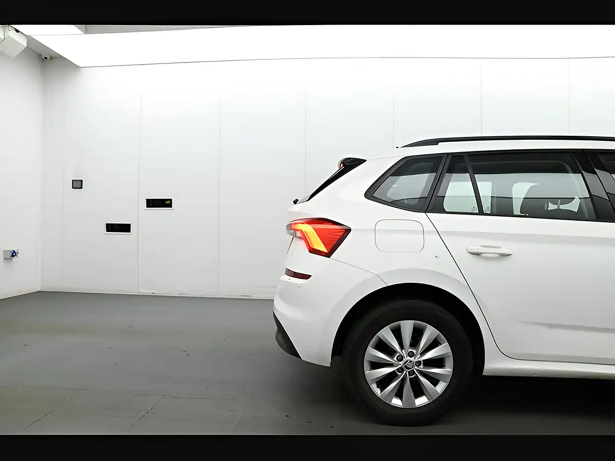 Used 2022 Skoda Kamiq S Candy White - Interior and Exterior details 16