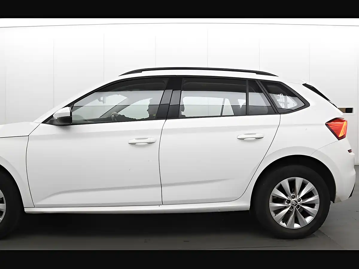 Used 2022 Skoda Kamiq S Candy White - Interior and Exterior details 8