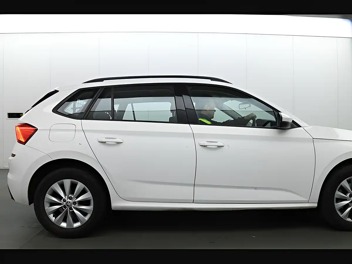 Used 2022 Skoda Kamiq S Candy White - Interior and Exterior details 9