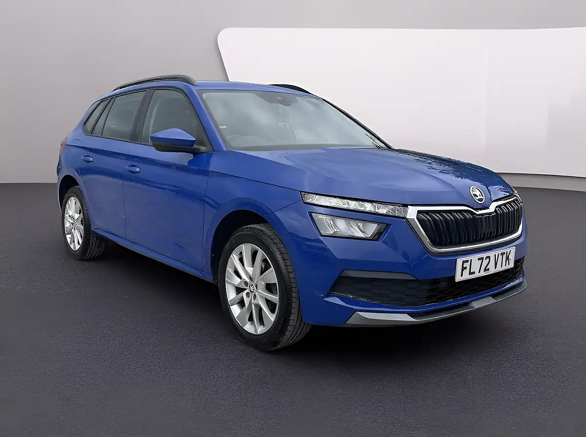 Used 2022 Skoda Kamiq Se Blue - Front View