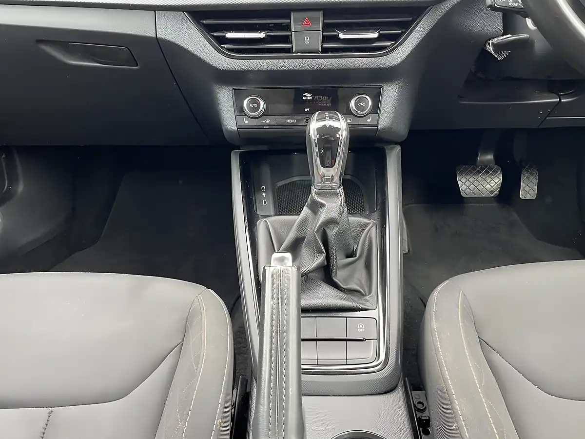 Used 2022 Skoda Kamiq Se Blue - Interior and Exterior details 14