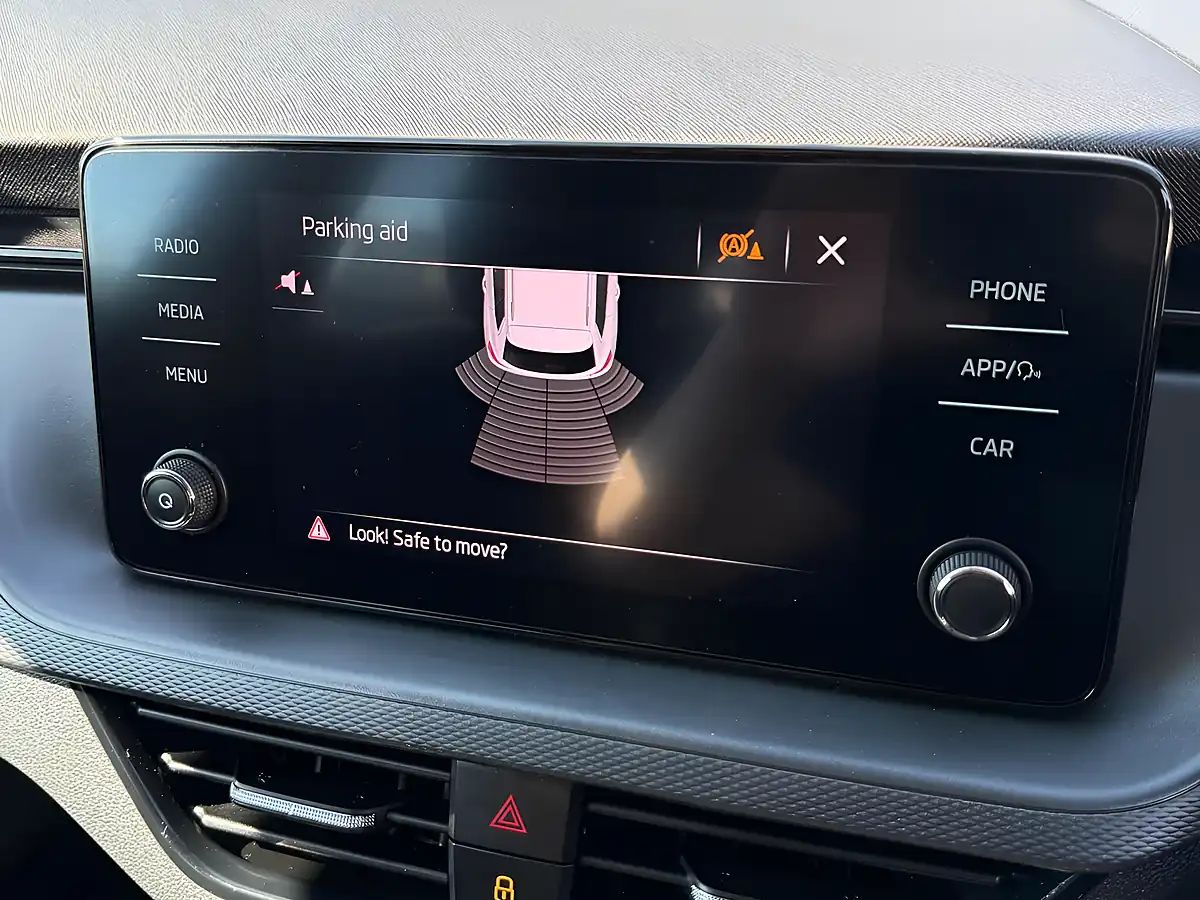 Used 2022 Skoda Kamiq Se Blue - Interior and Exterior details 18