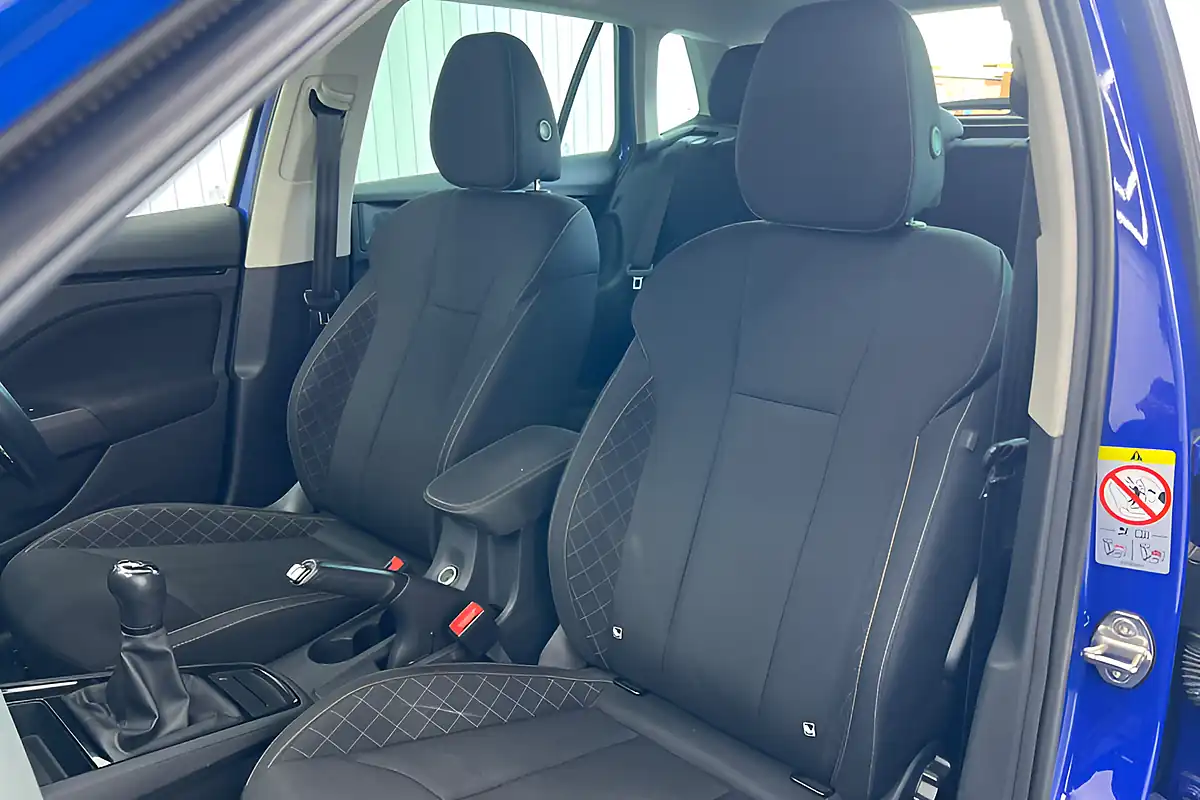 Used 2022 Skoda Kamiq Se Drive Blue - Interior and Exterior details 13