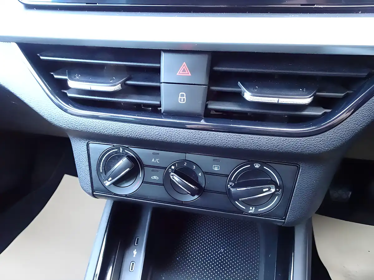 Used 2022 Skoda Kamiq Se Drive Energy Blue - Interior and Exterior details 10