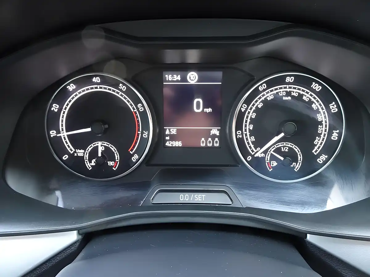 Used 2022 Skoda Kamiq Se Drive Energy Blue - Interior and Exterior details 7