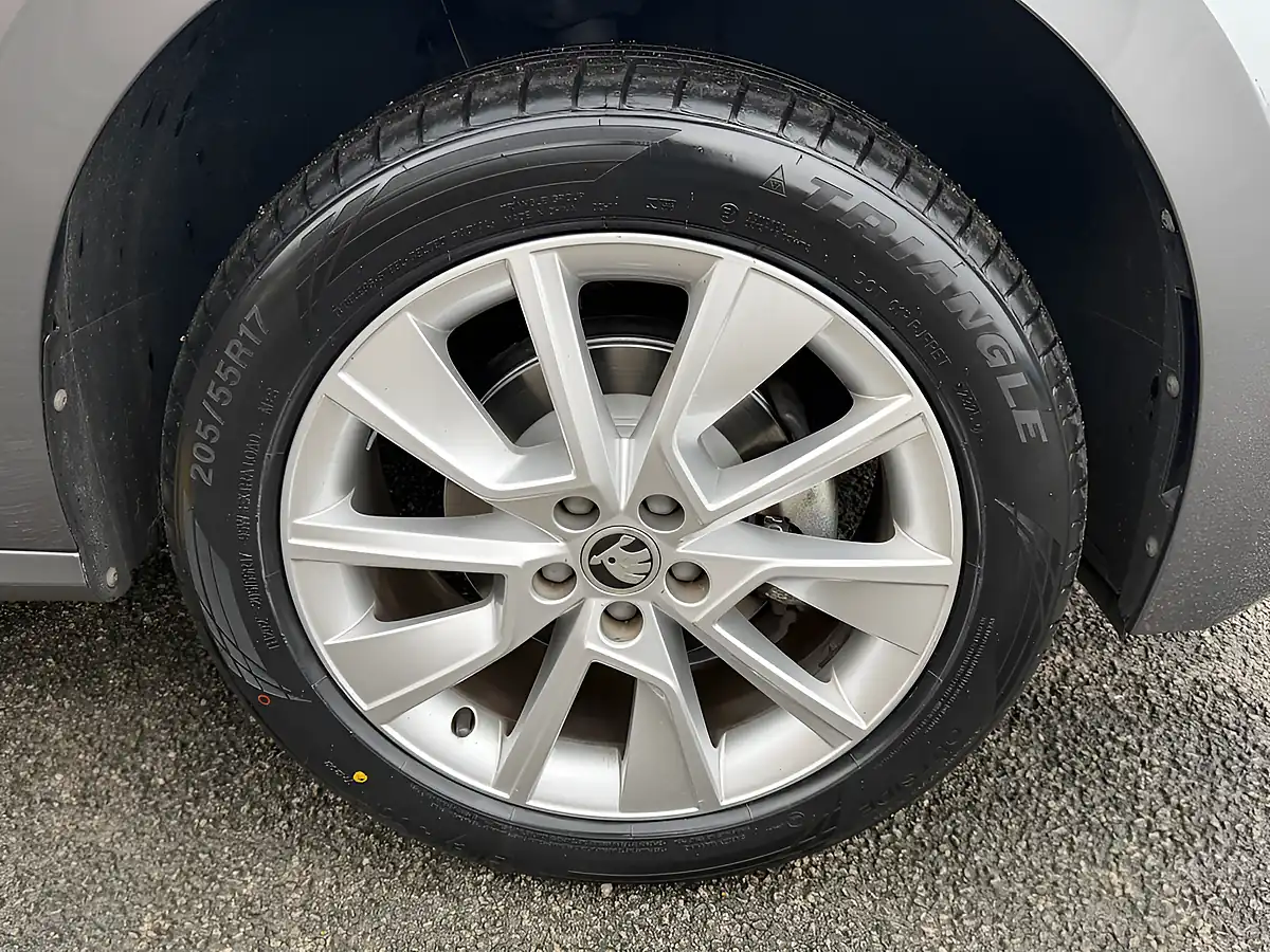 Used 2022 Skoda Kamiq Se Drive Grey - Interior and Exterior details 19