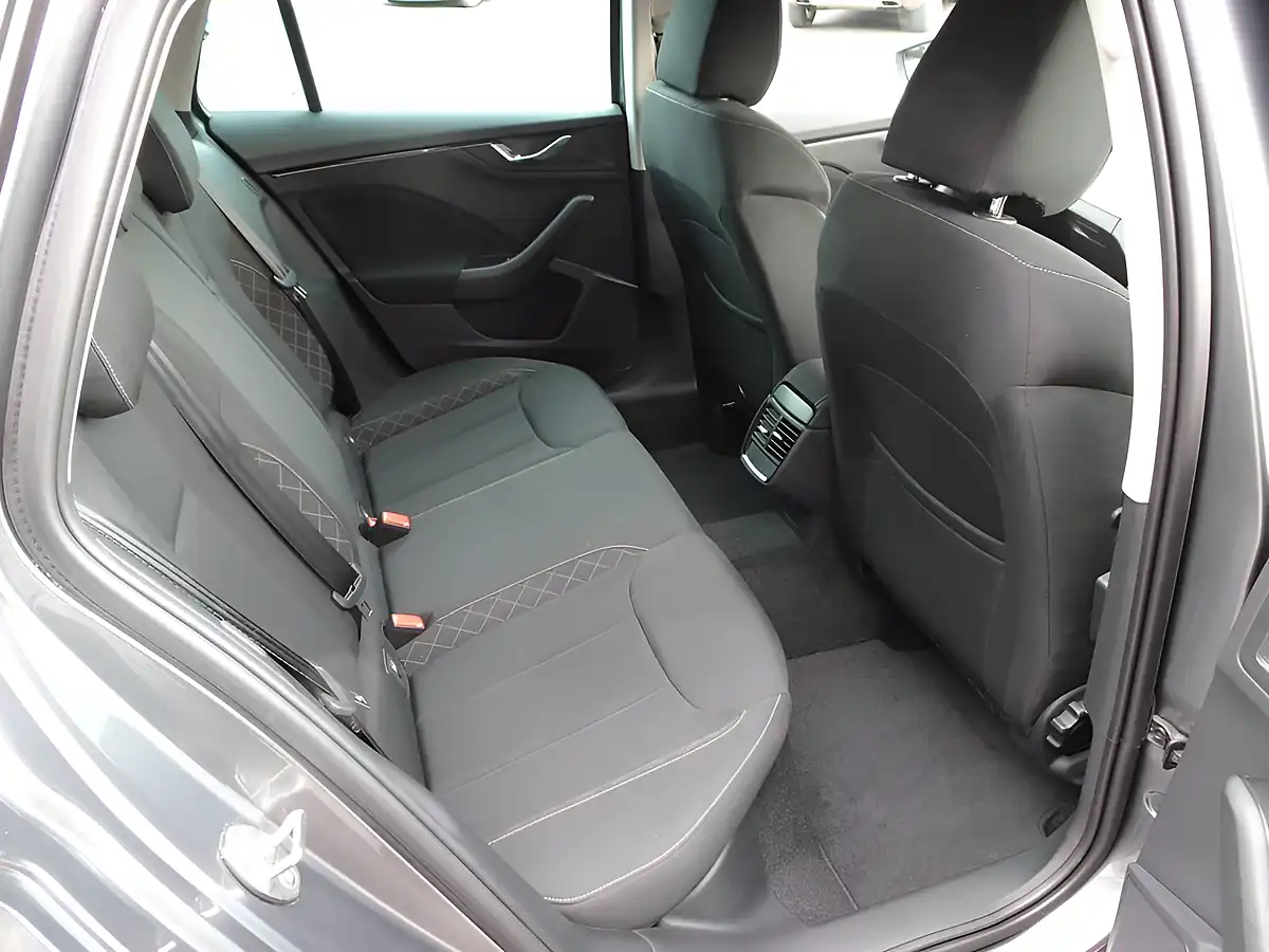 Used 2022 Skoda Kamiq Se Drive Grey - Interior and Exterior details 12
