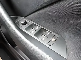 Used 2022 Skoda Kamiq Se Drive Grey - Interior and Exterior details 5