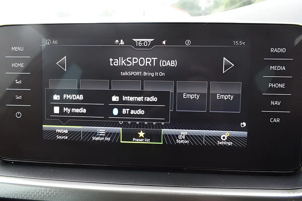 Used 2022 Skoda Kamiq Se L Silver - Interior and Exterior details 17