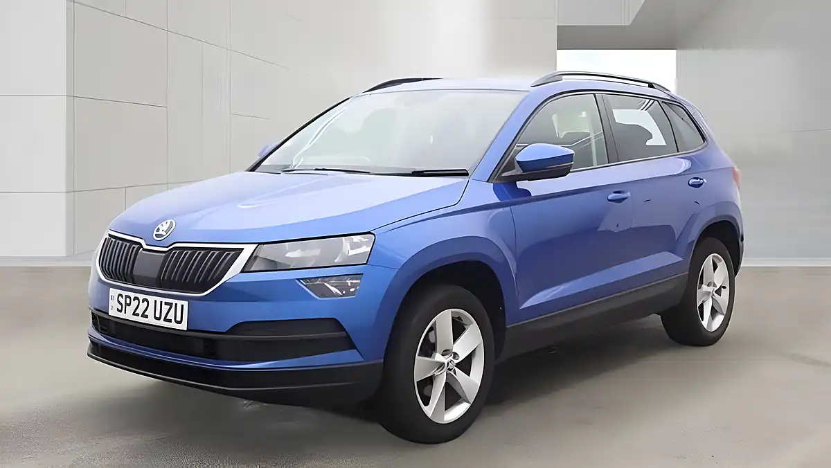 Used 2022 Skoda Karoq Se Blue - Interior and Exterior details 2
