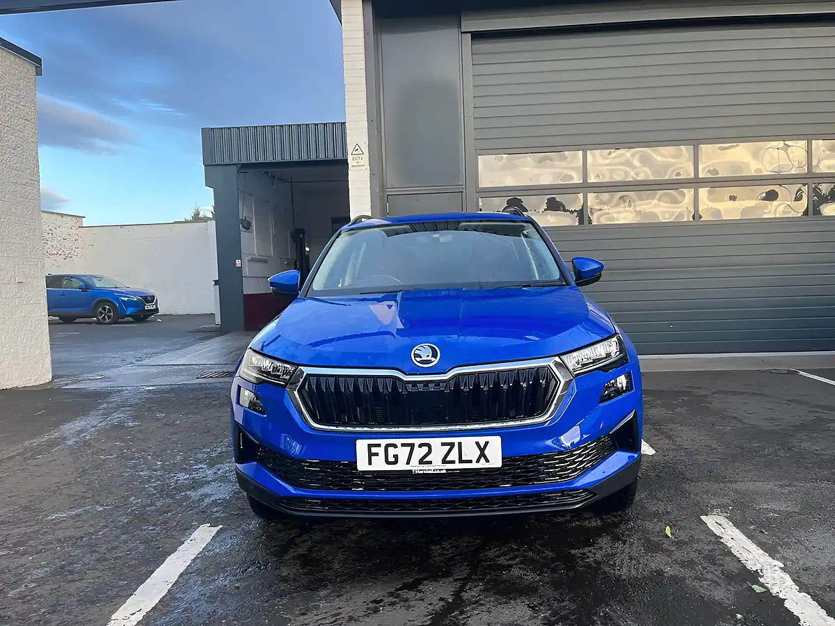 Used 2022 Skoda Karoq Se Drive Blue - Interior and Exterior details 3