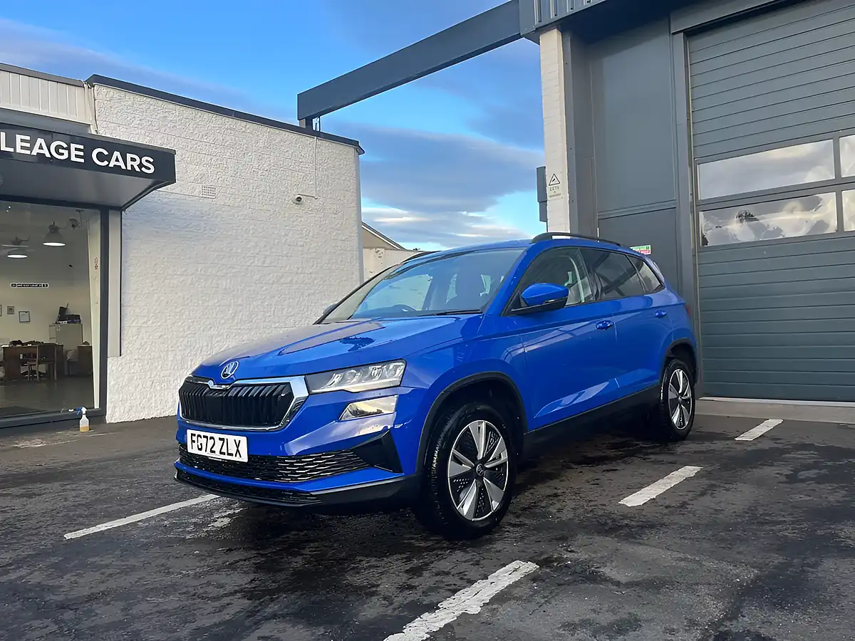 Used 2022 Skoda Karoq Se Drive Blue - Interior and Exterior details 4