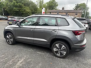 Used 2022 Skoda Karoq Se Drive Meteor Grey - Interior and Exterior details 17