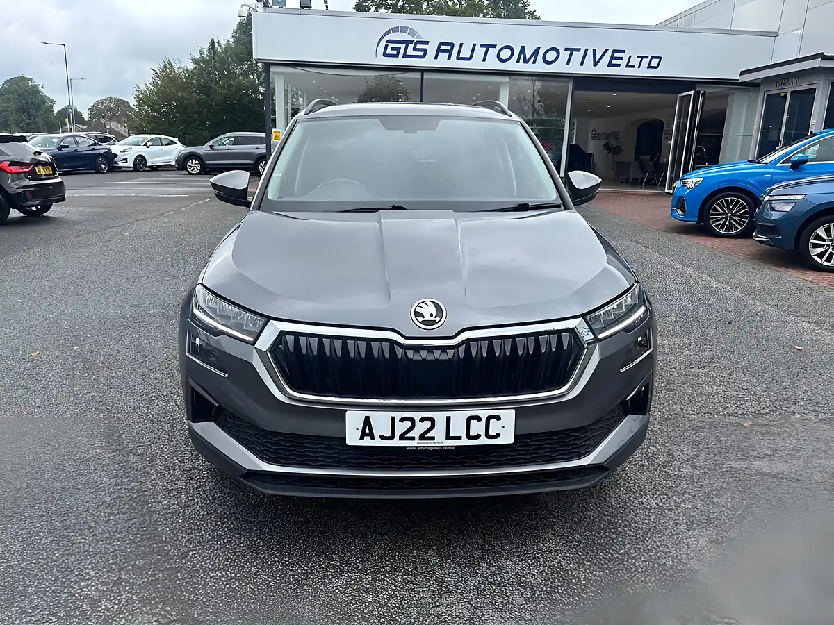 Used 2022 Skoda Karoq Se Drive Meteor Grey - Interior and Exterior details 6