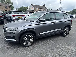 Used 2022 Skoda Karoq Se Drive Meteor Grey - Interior and Exterior details 8