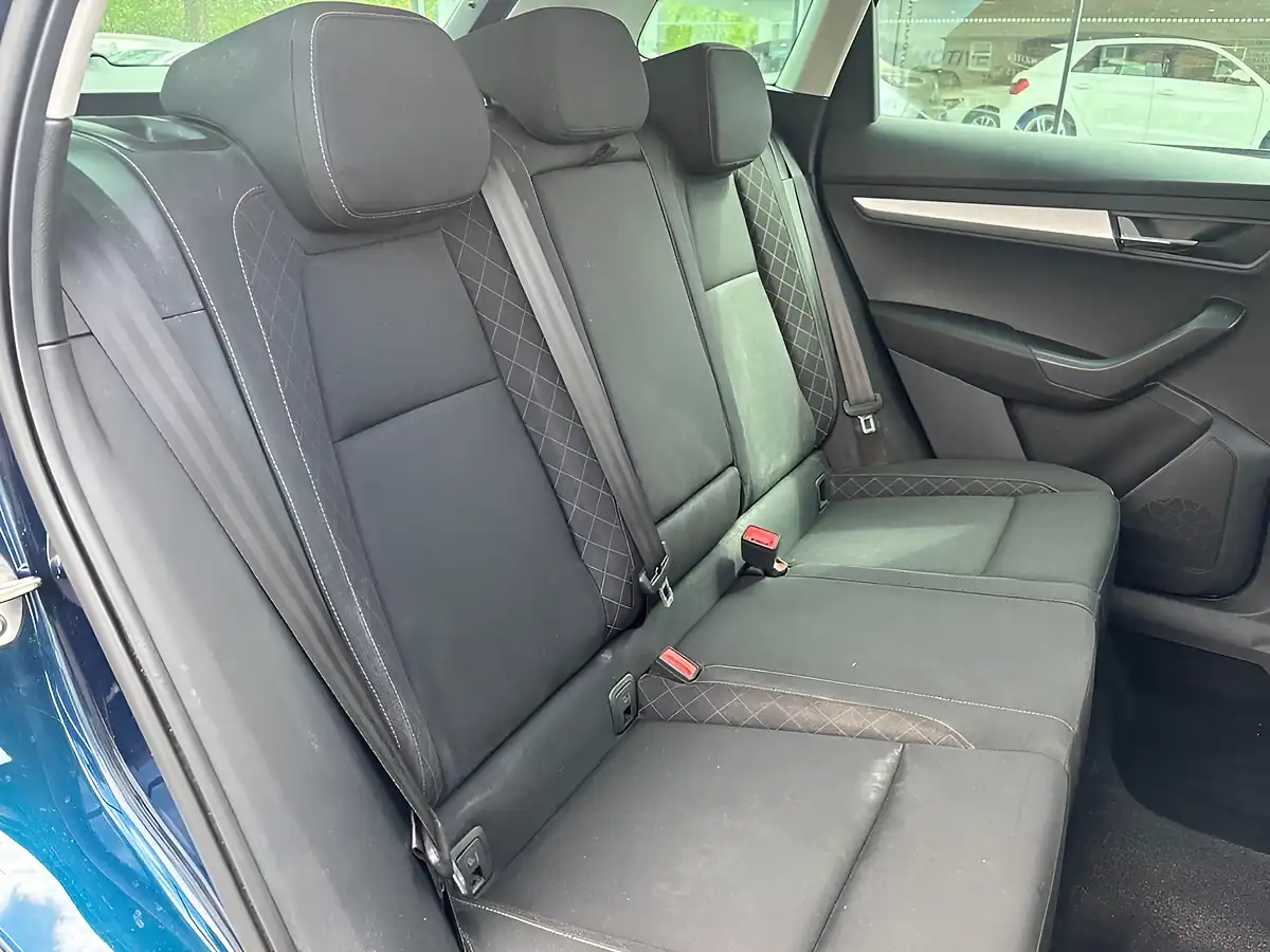 Used 2022 Skoda Karoq Se Petrol Blue - Interior and Exterior details 3