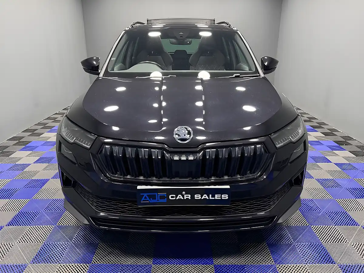 Used 2022 Skoda Karoq Sportline Black Magic Pearl Effect - Interior and Exterior details 4