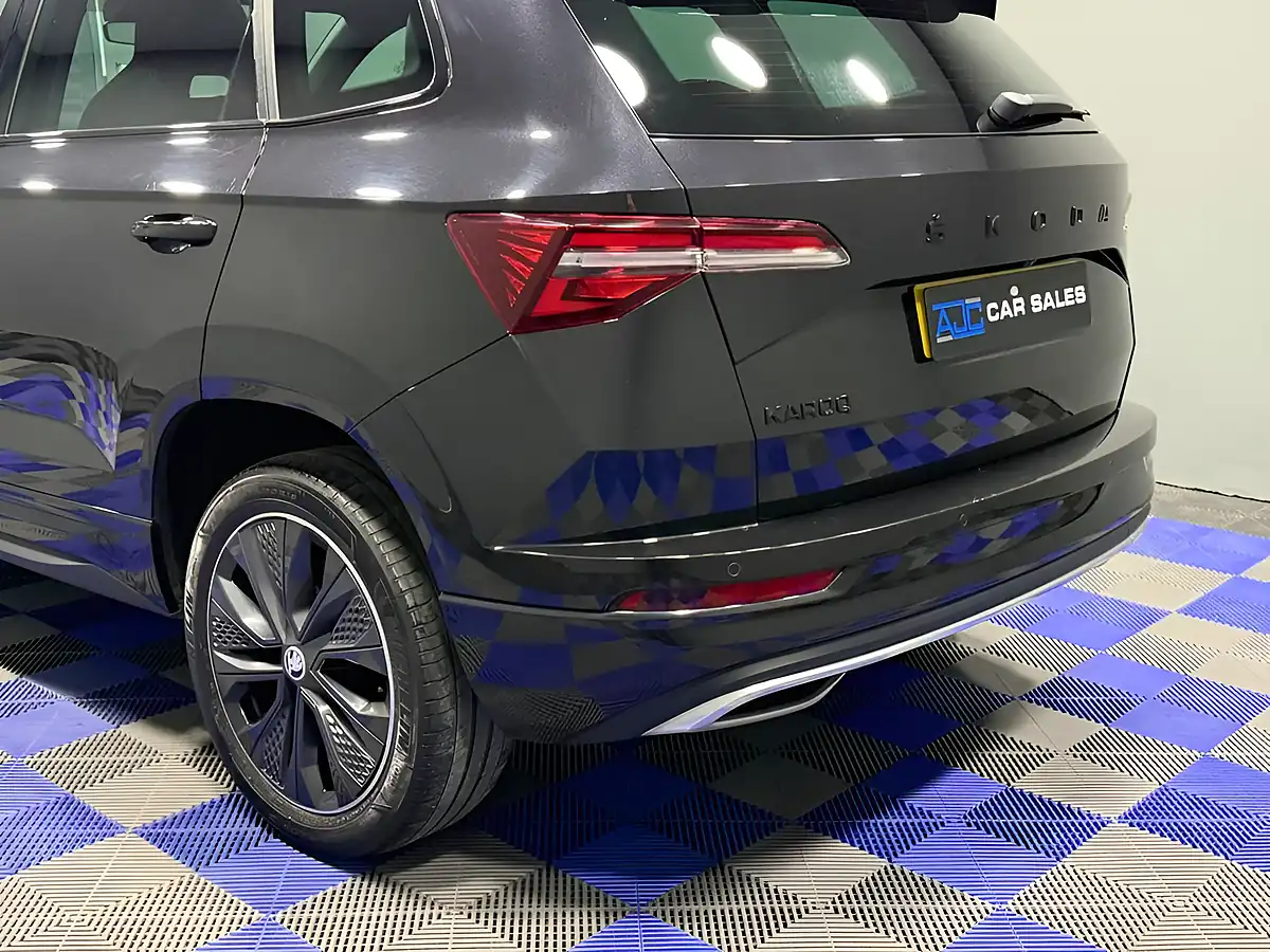 Used 2022 Skoda Karoq Sportline Black Magic Pearl Effect - Interior and Exterior details 7