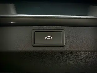 Used 2022 Skoda Karoq Sportline Grey - Interior and Exterior details 20