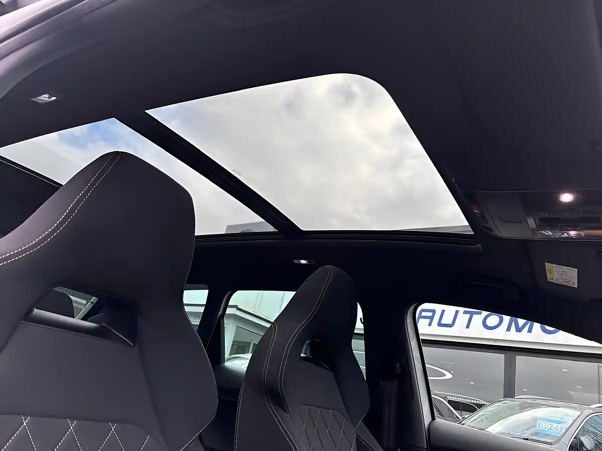 Used 2022 Skoda Karoq Sportline Moon White - Interior and Exterior details 3