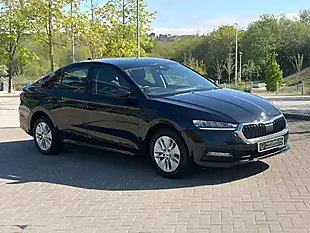 Used 2022 Skoda Octavia Black - Interior and Exterior details 4