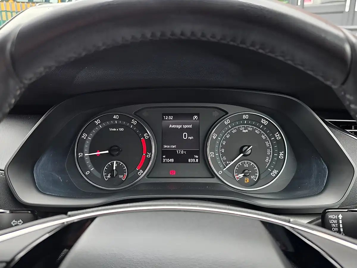 Used 2022 Skoda Octavia Se Blue - Interior and Exterior details 13