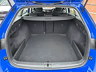 Used 2022 Skoda Octavia Se Blue - Interior and Exterior details 20