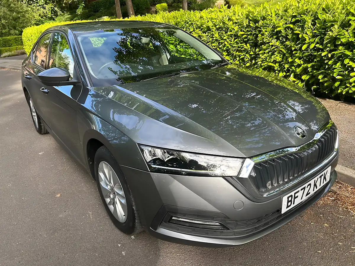 Used 2022 Skoda Octavia Se Grey - Front View