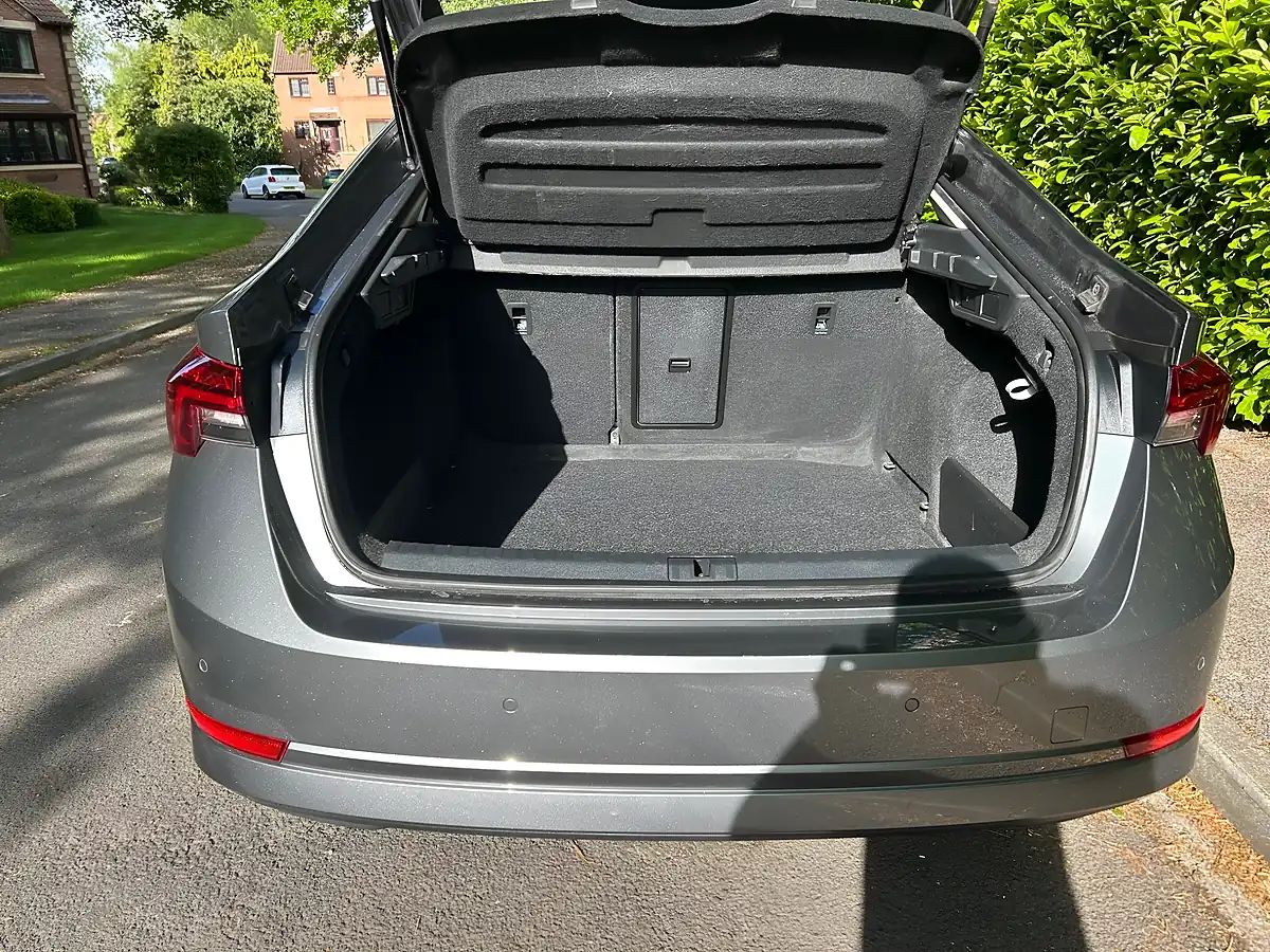 Used 2022 Skoda Octavia Se Grey - Interior and Exterior details 13