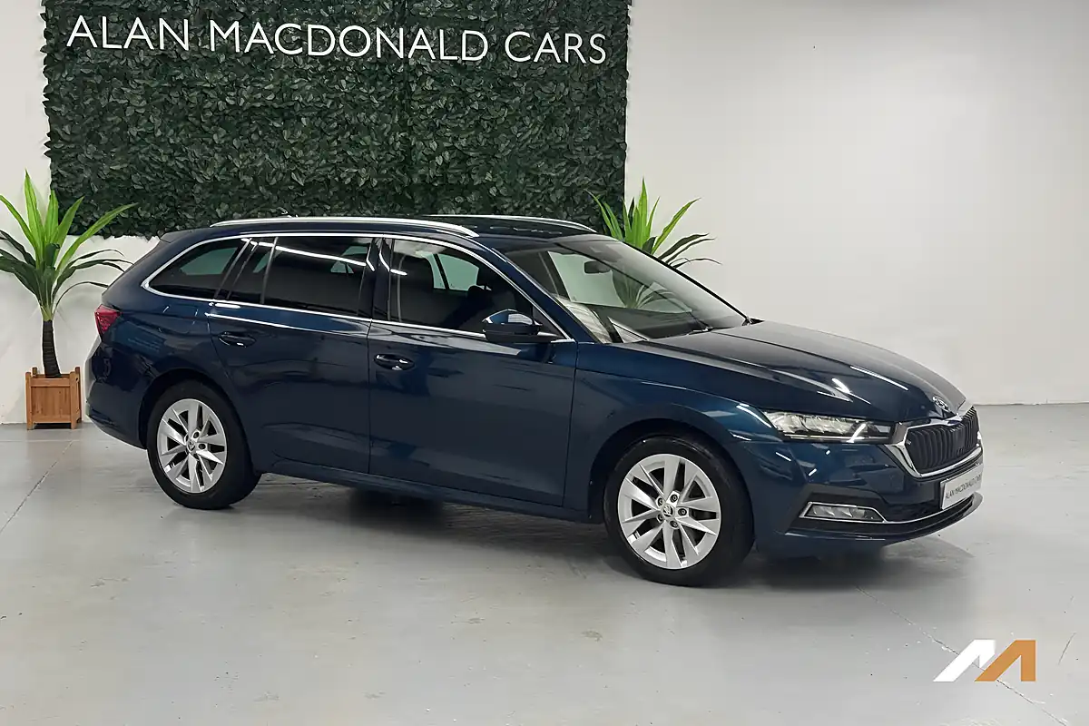 Used 2022 Skoda Octavia Se L Blue - Interior and Exterior details 13