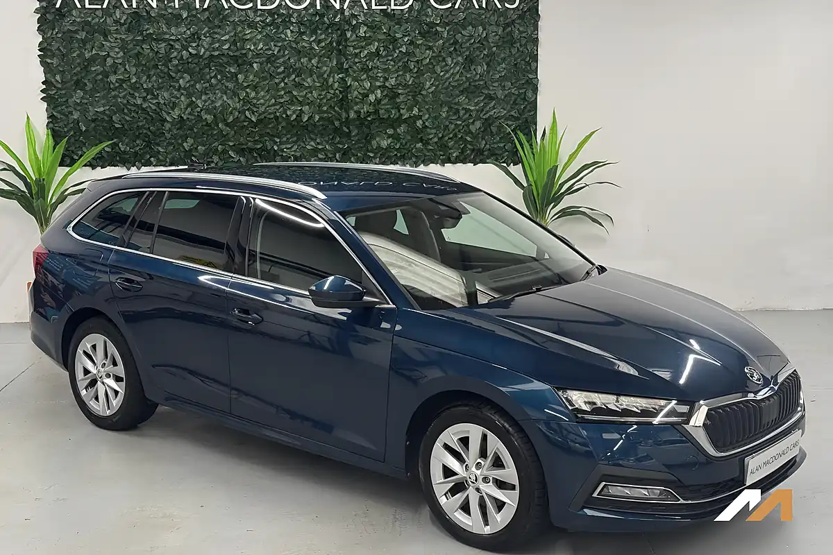 Used 2022 Skoda Octavia Se L Blue - Interior and Exterior details 14