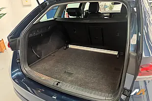 Used 2022 Skoda Octavia Se L Blue - Interior and Exterior details 16