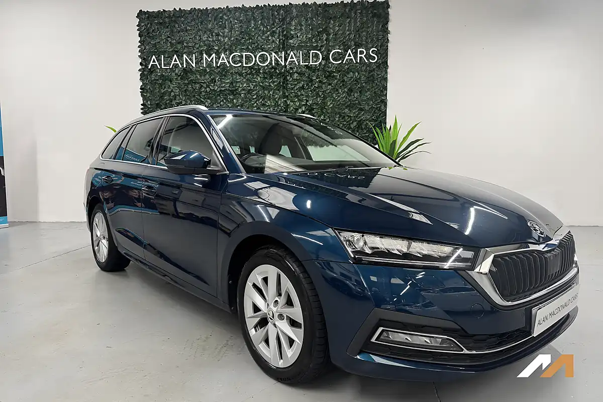 Used 2022 Skoda Octavia Se L Blue - Interior and Exterior details 5