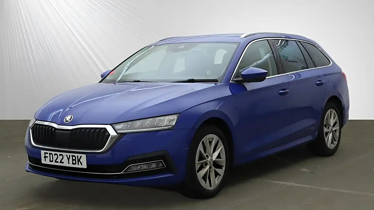 Used 2022 Skoda Octavia Se L Blue - Interior and Exterior details 4