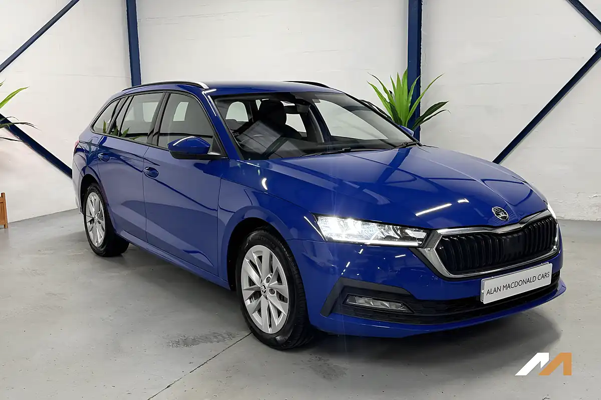 Used 2022 Skoda Octavia Se Technology Blue - Interior and Exterior details 10