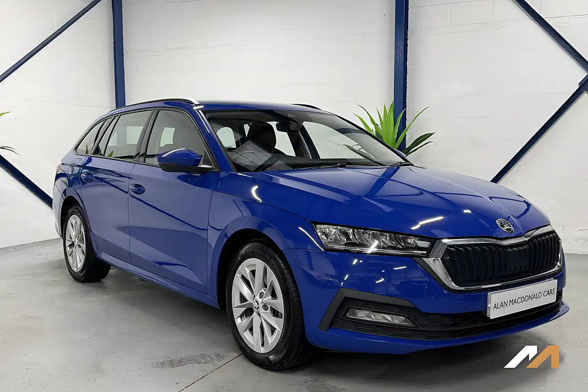 Used 2022 Skoda Octavia Se Technology Blue - Interior and Exterior details 6