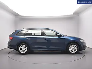 Used 2022 Skoda Octavia Se Technology Blue - Interior and Exterior details 6