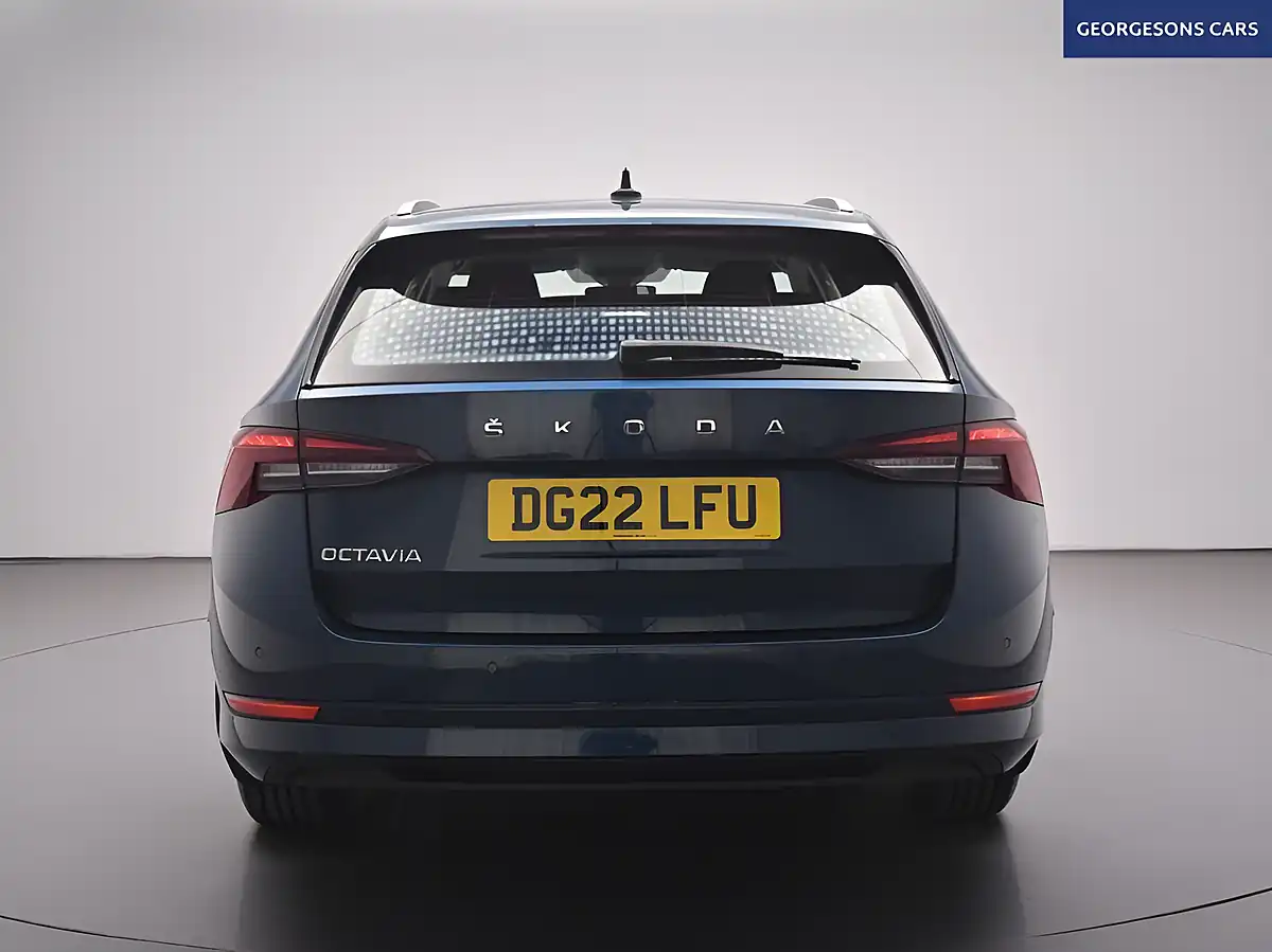 Used 2022 Skoda Octavia Se Technology Blue - Interior and Exterior details 8